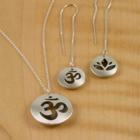 Sanskrit necklace and drop earrings set.
